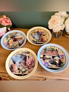 Vintage Wild Bird Plates Set of 4 Cottagecore Floral Folk Art 8”
